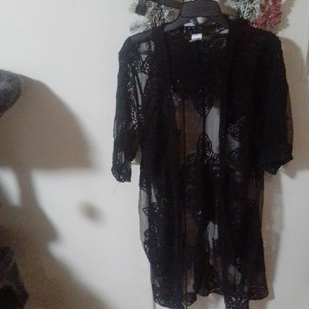Elegant Black Lace Kimono